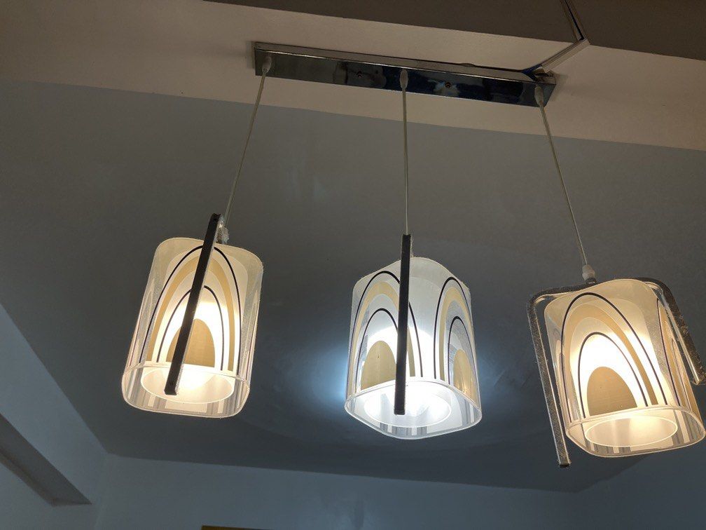 Hanging lights (Category: Lighting) located in Rizal. Submitted by shifshop (Listing ID 1454274120, Image 1). Description: .