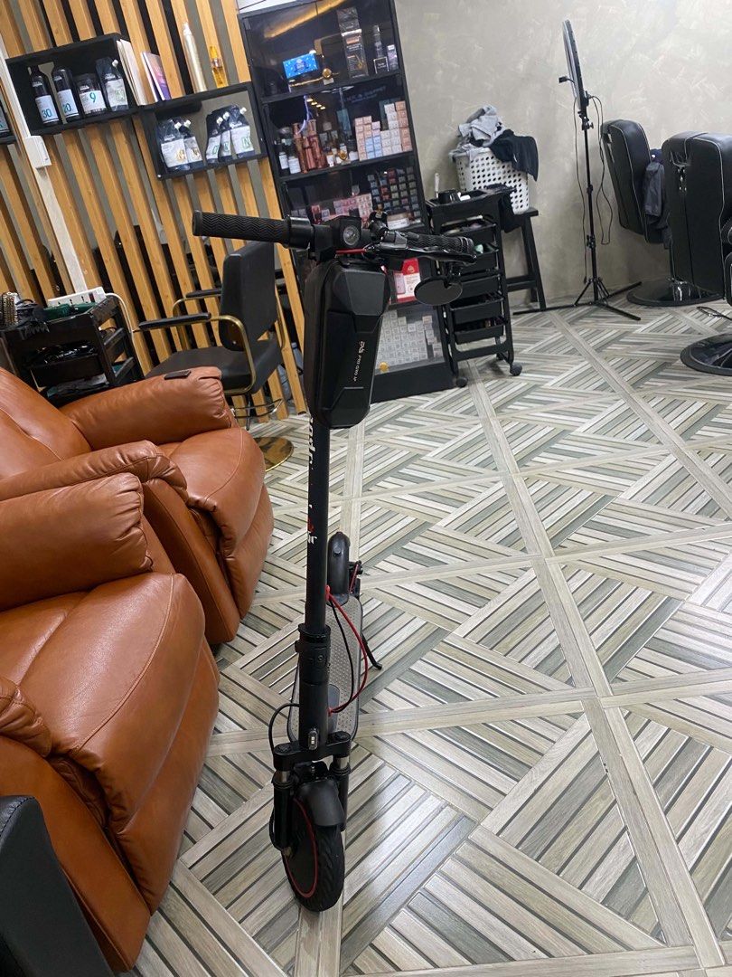 Hendersun M365 Electric Scooter (Category: Skates, Rollerblades & Scooters) located in Manila. Submitted by katchifu (Listing ID 1454338281, Image 3). Description: Helping a friend to sell his scooter Brand (Unit) : Hendersun M365 E-scooter ✅ Smooth and comfortable ride ✅ Foldable and easy to carry ✅ Front & rear disc brakes ✅ Perfect for daily commute, school, or errands ✅ Well-maintained and ready to use ✅ Original charger Can do meet up around