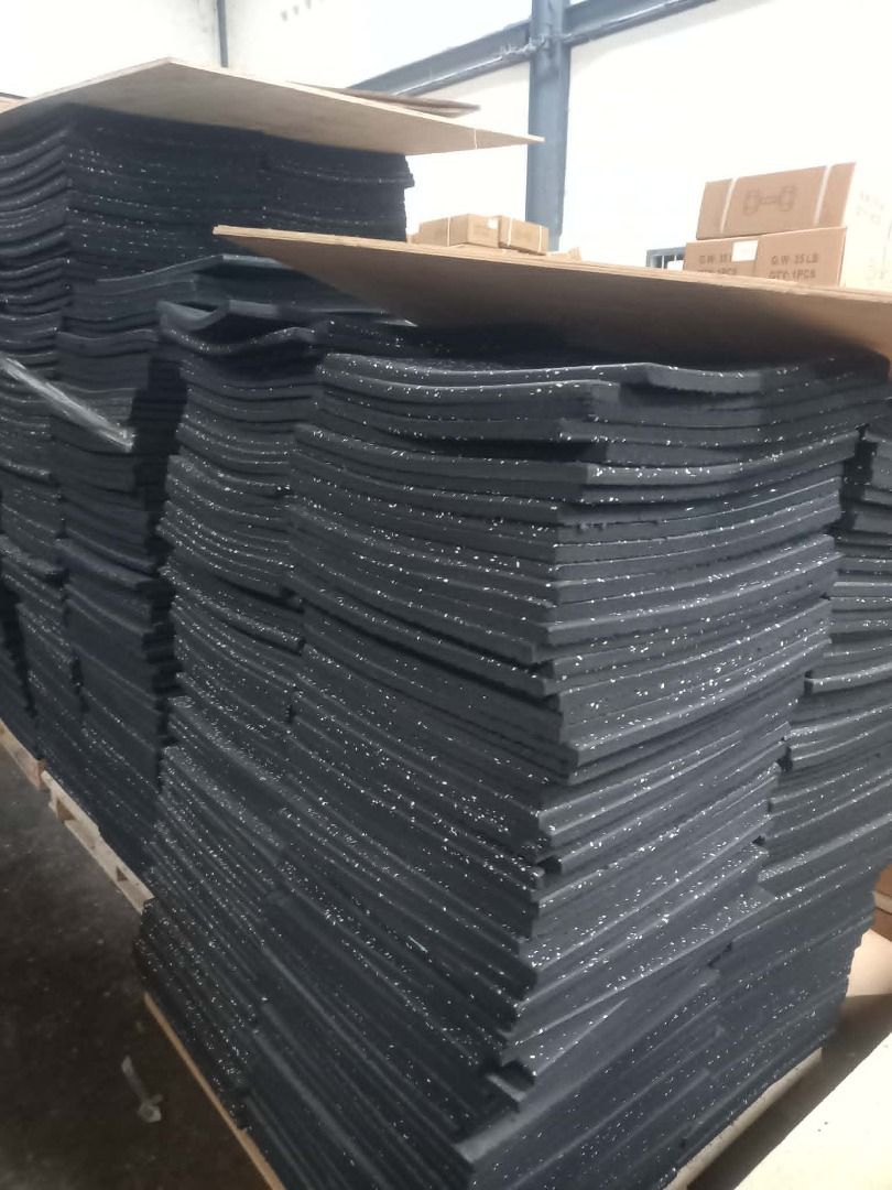 HIGH-DENSITY GYM MATS FOR SALE (Category: Exercise Mats) located in Caloocan City. Submitted by epicstar.b641f4 (Listing ID 1454212774, Image 1). Description: HIGH-DENSITY GYM MATS FOR SALE Protect your floors and improve your workouts with durable, high-density gym mats. Ideal for home gyms, commercial gyms, weightlifting, CrossFit, martial arts, and fitness training. Available Sizes: • 100 × 100 × 1.5cm • 100 × 100 × 2cm • 50 × 50 × 1.5cm • 50 