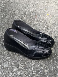 (Category: ) located in . Submitted by resaaale (Listing ID 1454199433, Image 1). Description: .