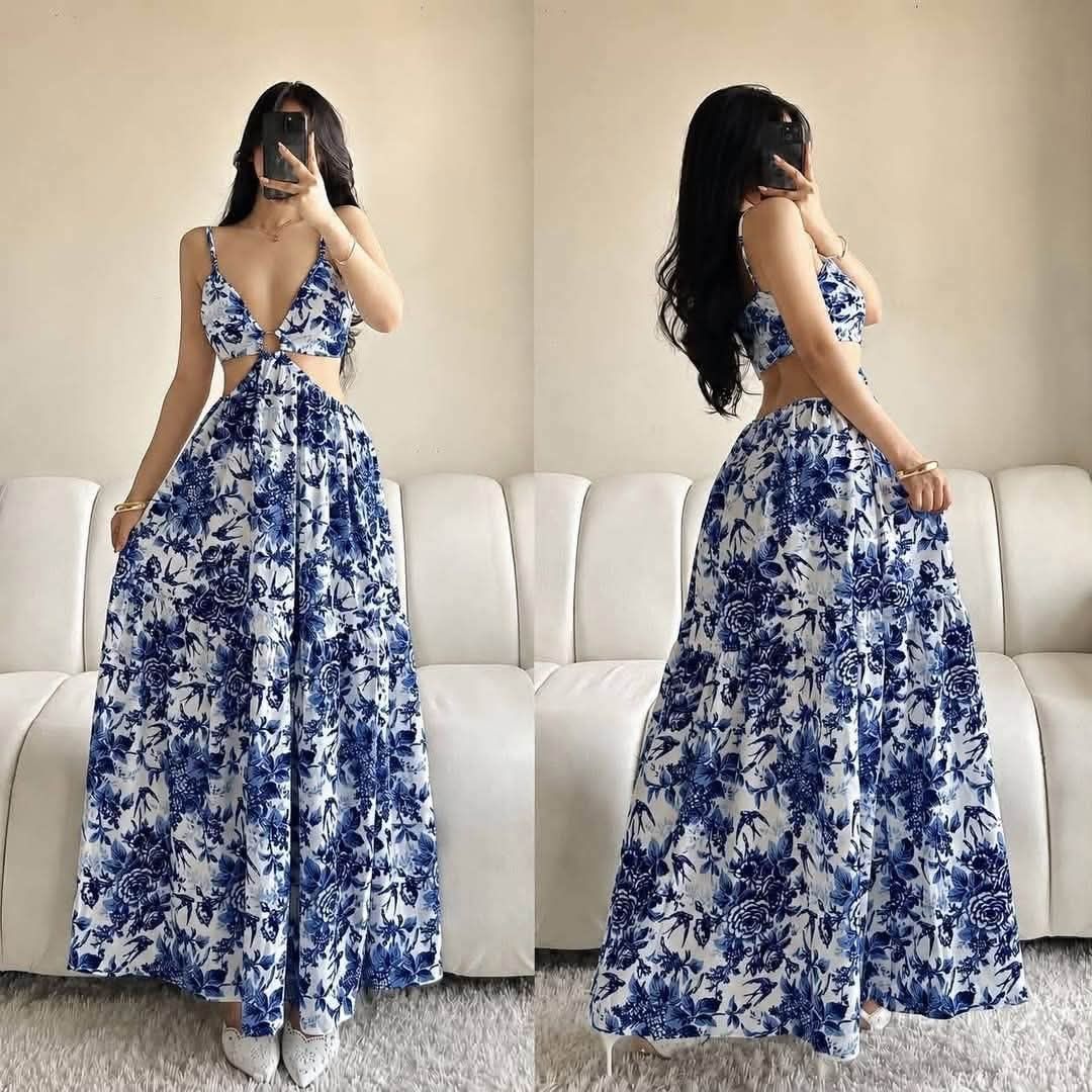 HYACINTH PADDED MAXI DRESS (Category: Dresses) located in Cainta. Submitted by agirlnamedkatkatII (Listing ID 1454253754, Image 2). Description: HYACINTH PADDED MAXI DRESS P320.00 FREESIZE CAN FIT FROM SMALL-LARGE FABRIC: SOFT CREPE FABRIC NOTE: PLEASE PROVIDE 2ND AND 3RD COLOR OPTIONS.