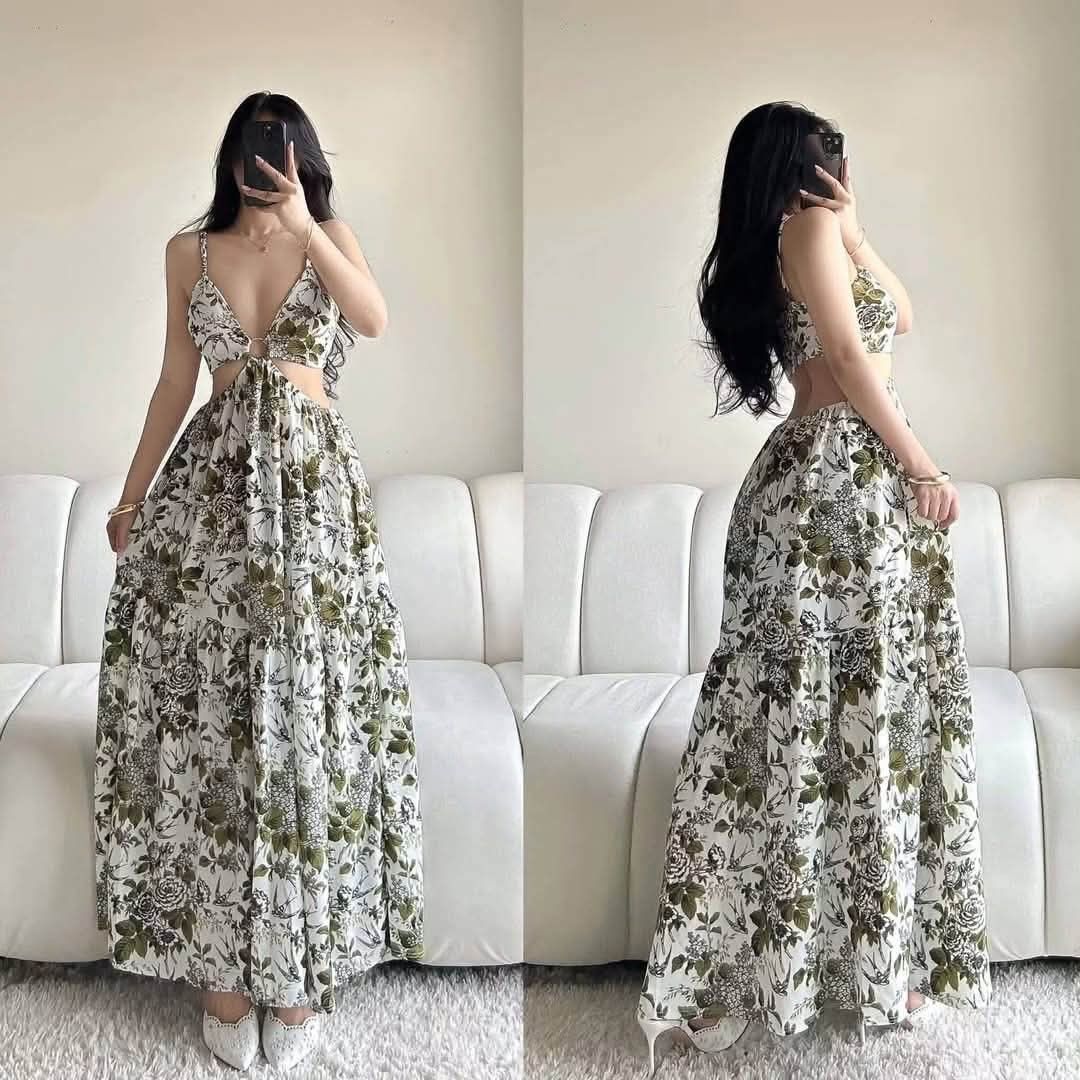 HYACINTH PADDED MAXI DRESS (Category: Dresses) located in Cainta. Submitted by agirlnamedkatkatII (Listing ID 1454253754, Image 3). Description: HYACINTH PADDED MAXI DRESS P320.00 FREESIZE CAN FIT FROM SMALL-LARGE FABRIC: SOFT CREPE FABRIC NOTE: PLEASE PROVIDE 2ND AND 3RD COLOR OPTIONS.