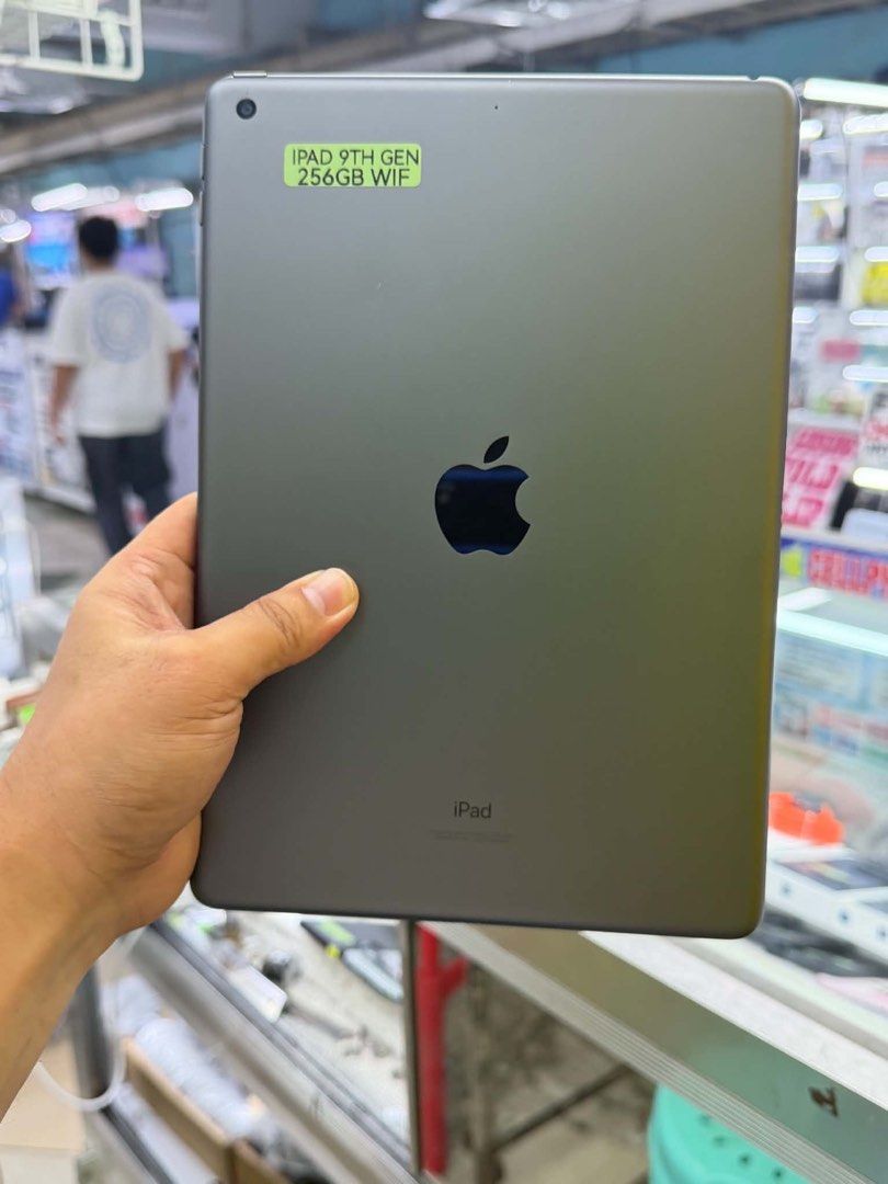 Ipad 9th gen 256GB wifi only no issues 98% smooth (Category: iPad) located in San Juan City. Submitted by najihahtelecomshop2018 (Listing ID 1454296870, Image 3). Description: Legit Store | Original unit FOR SALE | TRADE / SWAP ▫️INSTALLMENT thru: 🔸Credit Card (straight / installment) 🔸Ggives / Gcredit + 6% interest 🔸Spay Later + 6% interest (RFS: Buy and Sell any kinds of Gadgets) Description: Ipad 9th gen 256GB ( other GB are also available)