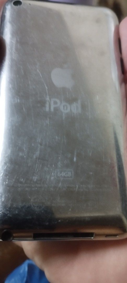 Ipod touch 64gb (Category: iPad) located in Taguig. Submitted by sonnydela.cruz (Listing ID 1454363753, Image 2). Description: ipod touch 64gb issue ipod is disabled .