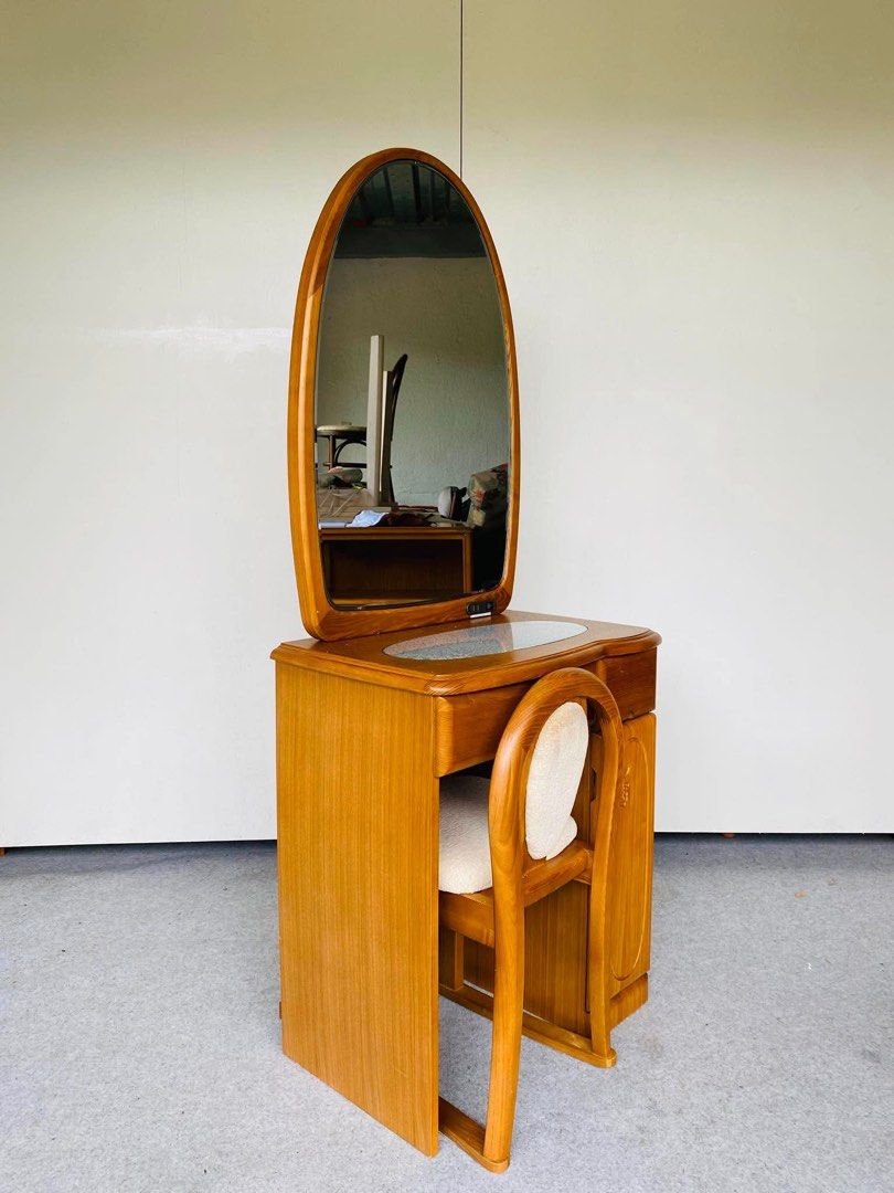 “JAPAN SURPLUS” VANITY DRESSER (Category: Tables & Sets) located in Bulacan. Submitted by monmon555 (Listing ID 1454348840, Image 3). Description: “JAPAN SURPLUS” VANITY DRESSER SIZE: Table: 24L” x 15.5W” x 28-59.5H” inches Stool: 14L” x 15W” x 17-27H” inches (AS-IS ITEM) IN GOOD CONDITION.