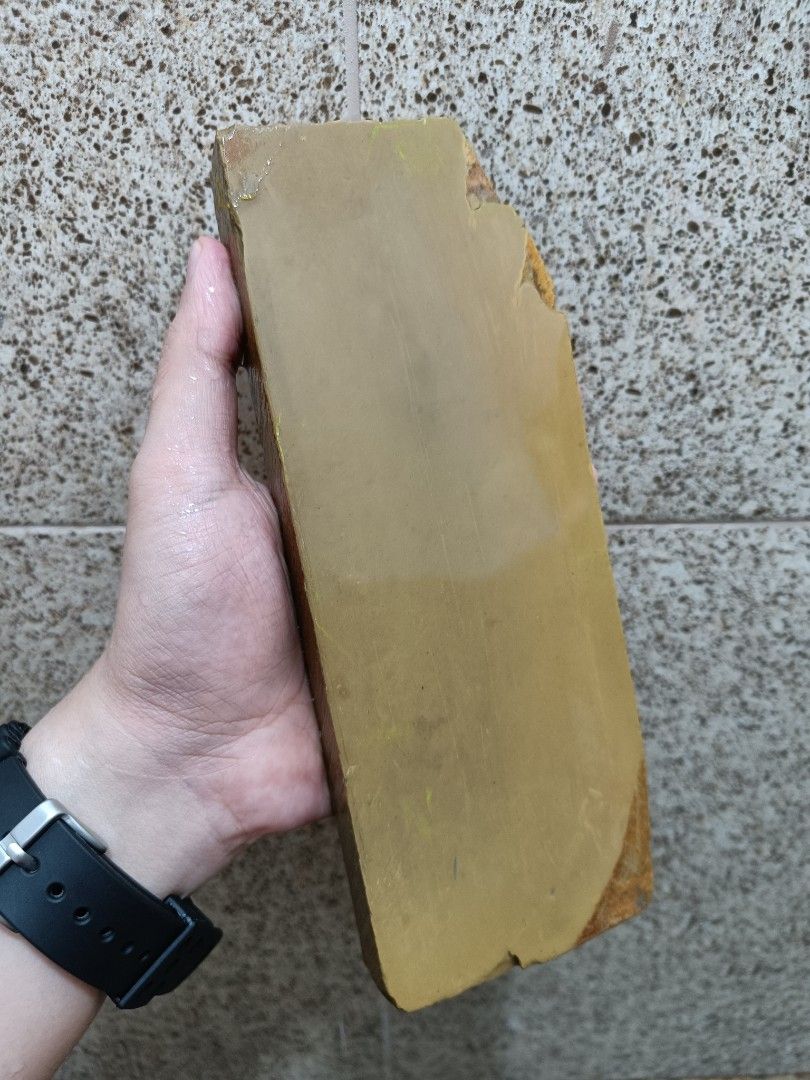 Jnat Japanese natural whetstone (Category: Craft Supplies & Tools) located in Taguig. Submitted by ashicollection (Listing ID 1454315330, Image 1). Description: grit is unknow but fine yung grit nya. Please read! For sure buyer only! NO COD/COP No reservation The items will be sold to the first payer w/o prior notice. Verbal reservations are not acceptable. Note: All items are vintage. Please manage your expectations accordingly. G cash payment. 