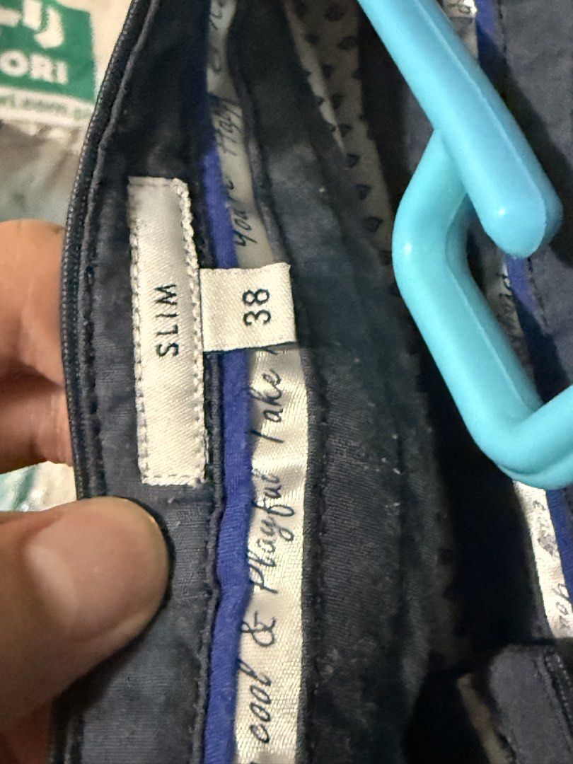 Jules Slim fit Slacks Navy Blue Size 30 (Category: Trousers) located in Paranaque City. Submitted by jayvee7 (Listing ID 1454253541, Image 3). Description: Size 30 waistline Navy blue slim-fit Slacks Jules (French Brand) Bought for 3600 Pesos Selling it for a lower price RFS: Declutterring .