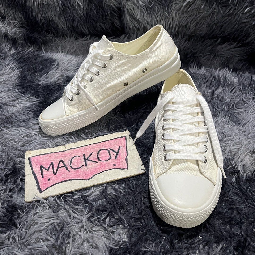 JUNYA WATANABE MAN COMME des GARCONS Cotton Canvas (Category: Sneakers) located in Cainta. Submitted by mackoyclassicfinds (Listing ID 1454337550, Image 3). Description: JW CDG Man Cotton Canvas Shoes Small (41-43) Excellent Condition ₱2,500 + SF 📍Cainta Rizal Direct Message lang sa interesado.