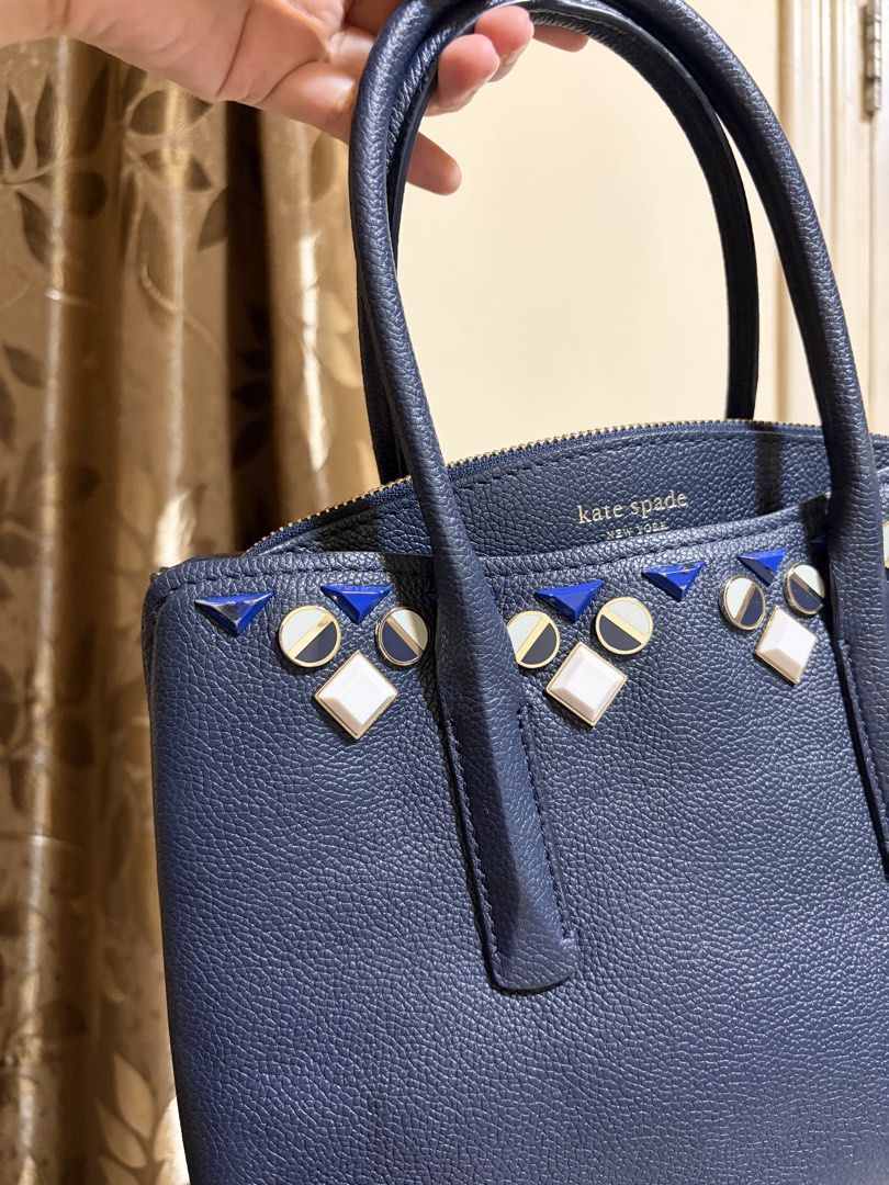 Kate Spade Margaux with embellishment (Category: Luxury Bags & Wallets) located in Baliuag. Submitted by bagsbyaju-blueapp (Listing ID 1454325021, Image 3). Description: .