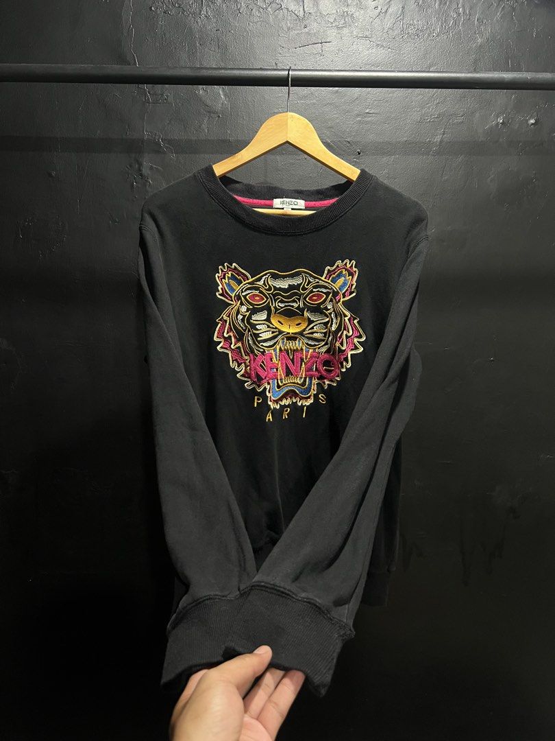 Kenzo paris (Category: Activewear) located in Bacoor. Submitted by basicthrift (Listing ID 1454190332, Image 2). Description: Excellent condition.