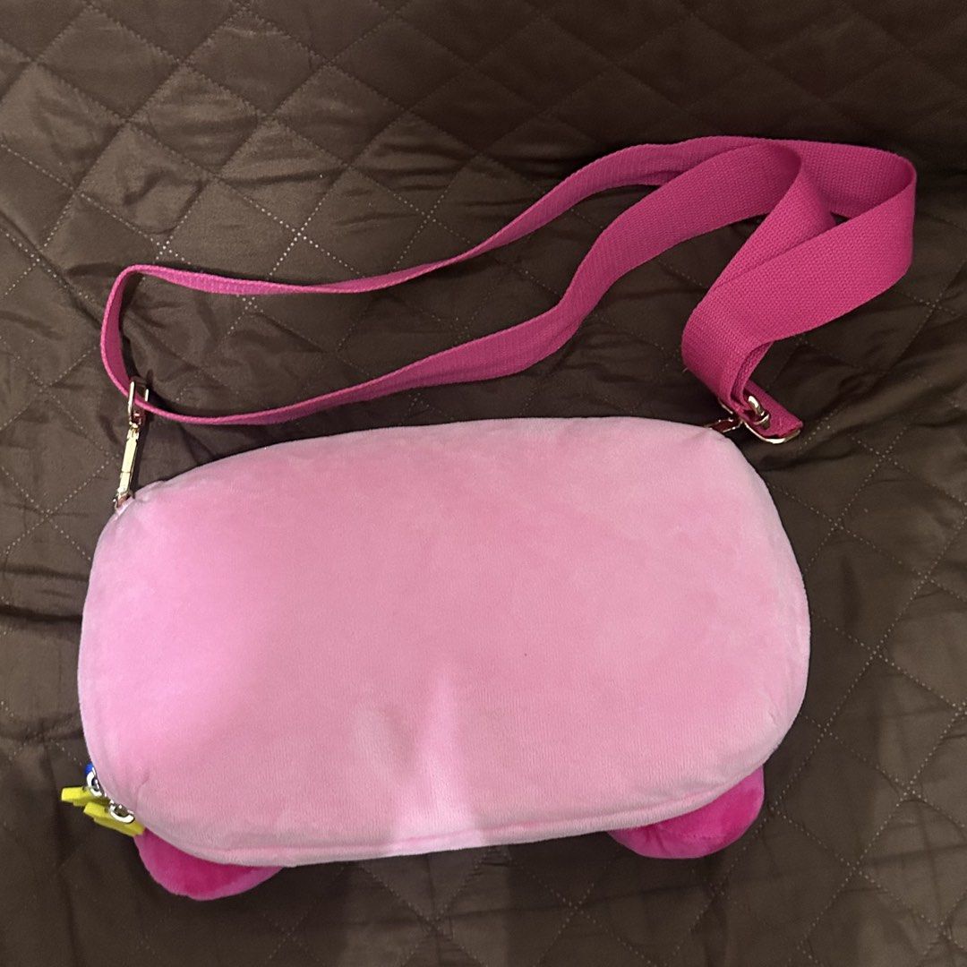 Kirby Plush Pouch for Nintendo Switch 2 (HORI) (Category: Cross-body Bags) located in Quezon City. Submitted by samgyupsalamaw (Listing ID 1454286839, Image 2). Description: Brand new & bought from Datablitz. With pink free strap included. (The pouch itself doesn’t have its own strap kasi kaya I bought the strap separately) Orig price of this is ₱1895. Rfs: Declutter Loc: Crame, QC MOD: J&T/Lalamove MOP: Gcash/Maribank.