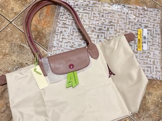 (Kategori: ) berada di . Dikirim oleh lemari.awa (ID iklan 1454301598, Gambar 1). Deskripsi: .
