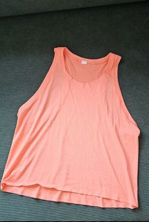 (Category: ) located in . Submitted by ythriftstore (Listing ID 1454202267, Image 1). Description: .