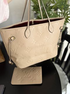 (Category: ) located in . Submitted by brandsforless2017 (Listing ID 1454208777, Image 1). Description: .