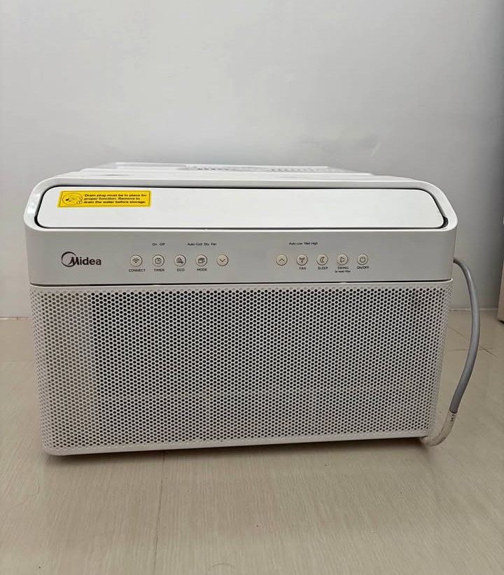 midea aircon full dc inverter 1.5hp (Category: Air Conditioning and Heating) located in Manila. Submitted by leyka5784 (Listing ID 1454211626, Image 1). Description: no issue gagamitin nlng bagong linis na din at tipid sa kuryente.