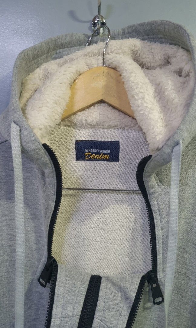 MIHARAYASUHIRO HOODIE (Category: Hoodies) located in Baguio. Submitted by selectioncorner93 (Listing ID 1454193664, Image 3). Description: DIMES: 19.5W 26L 28 SLEEVES.