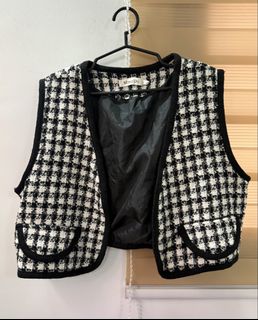 (Category: ) located in . Submitted by izlaa (Listing ID 1454251792, Image 1). Description: .