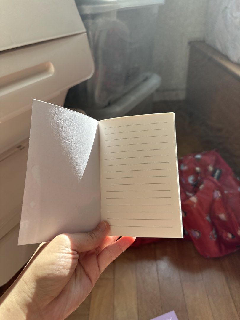 Mini Notepad (Category: Stationery & School Supplies) located in Singapore. Submitted by pershop (Listing ID 1454271816, Image 3). Description: About 100 notepad, selling all at $20 Meetup: Teck Whye LRT .