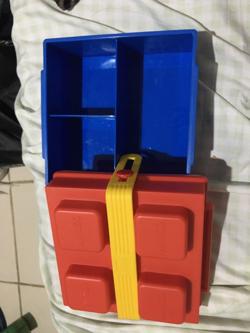 Miniso Lego Lunch Box (Category: Water Bottles & Tumblers) located in Manila. Submitted by reign_1606 (Listing ID 1454365692, Image 2). Description: Unused. Just collecting dust in our upper cabinet. May have a few scratches but otherwise still in good condition. Price is negotiable, can do meetups around Salcedo or via SDD..