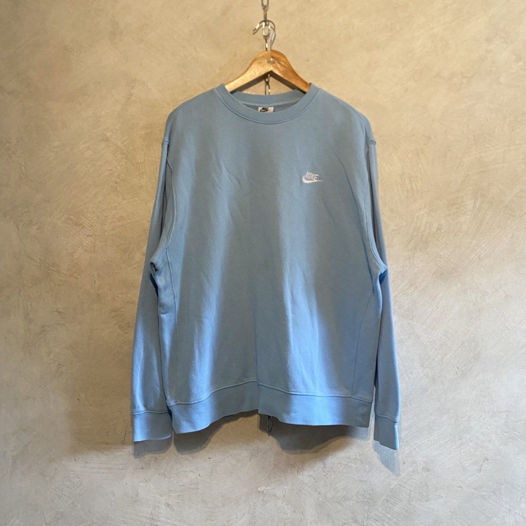 Nike Club Fleece (Category: Tshirts & Polo Shirts ) located in Los Banos. Submitted by rick_06 (Listing ID 1454296600, Image 1). Description: .