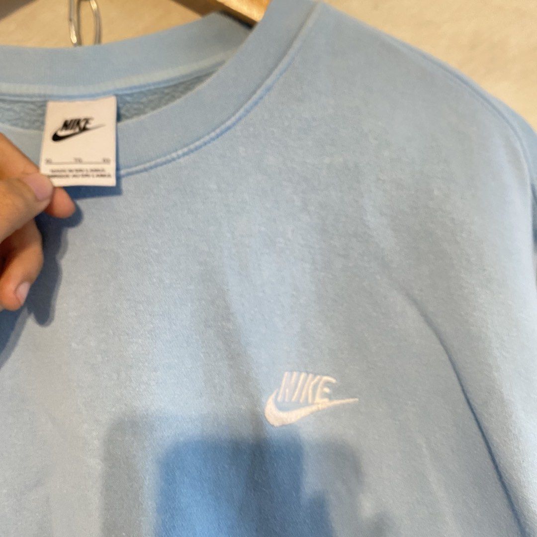 Nike Club Fleece (Category: Tshirts & Polo Shirts ) located in Los Banos. Submitted by rick_06 (Listing ID 1454296600, Image 2). Description: .