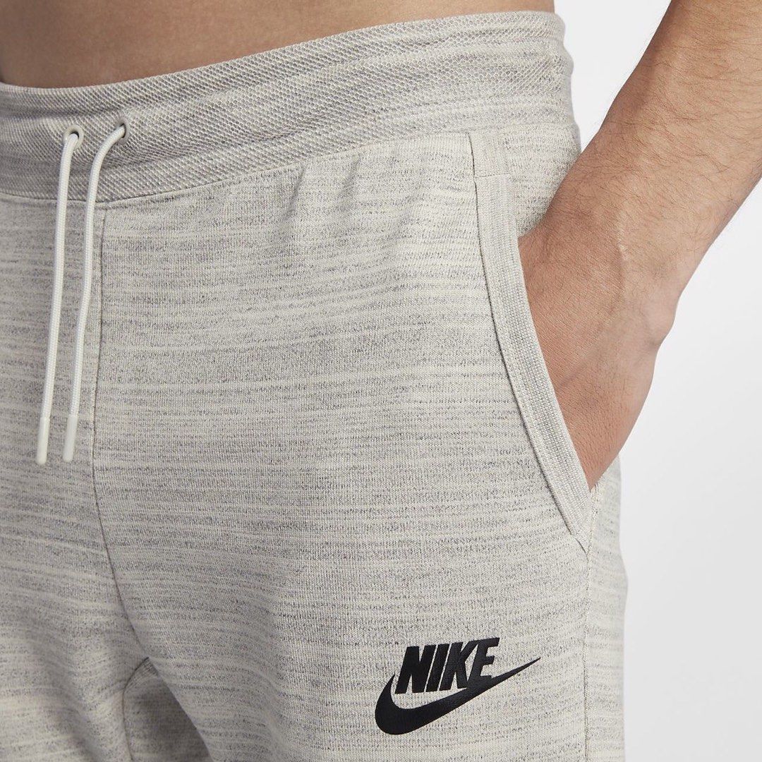 Nike Sportswear W16 L20 (Category: Shorts) located in Cadiz. Submitted by jaybatiller (Listing ID 1454302059, Image 1). Description: .