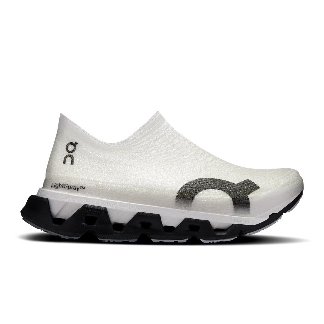 On LightSpray Cloudmonster 3 Hyper - Black/Apollo // US10 (Category: Sneakers) located in Quezon City. Submitted by .uwuwu (Listing ID 1454312729, Image 1). Description: Brand new Size US 10 Payment via bank transfer, GCash, PayPal.