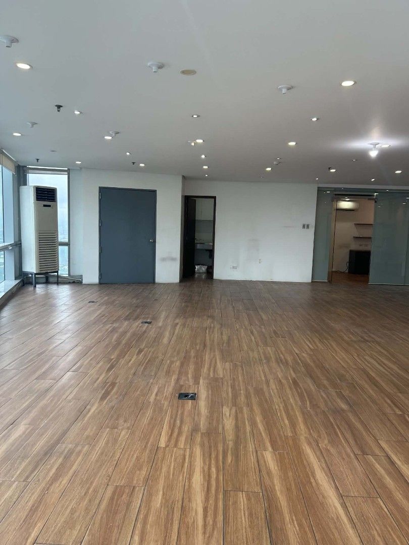 One Corporate Center (Category: Commercial) located in Manila. Submitted by Mr.Ortigas_09178221447 (Listing ID 1454266485, Image 3). Description: One Corporate Center.