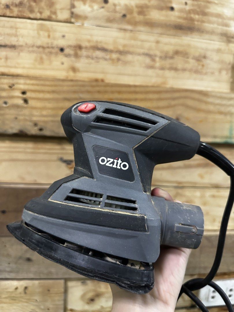 Ozito Orbital Sander (Category: Construction Tools & Equipment) located in Apalit. Submitted by aclyd (Listing ID 1454297427, Image 1). Description: - Ozito orbital sander - Works well - Some dust buildup from previous use - Ready for your next project.