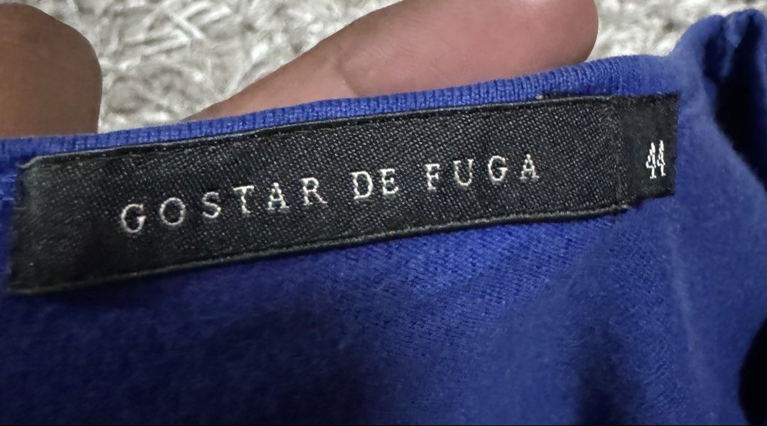 Fuga (Category: Shirts) located in Tumpat. Submitted by deqla2727 (Listing ID 1454312372, Image 3). Description: Fuga saiz 44 pit16.5 labuh26 bhu16 cndn9/10 call,wsap0129636410 C37.