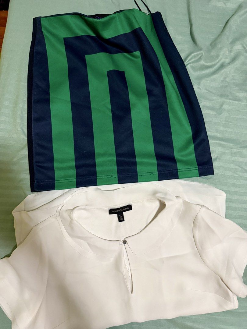Plaints and Prints take all 6pcs with free! (Category: Blouses) located in Rizal. Submitted by jrdstuffs (Listing ID 1454309617, Image 3). Description: Last price Check photo for the size With free PP skirt (small size) + Banana republic blouse .
