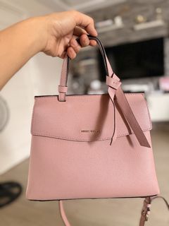 (Category: ) located in . Submitted by closet-loop (Listing ID 1454201642, Image 1). Description: .