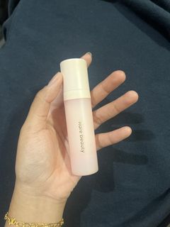 (Category: ) located in . Submitted by sofeasmakeupdrawer (Listing ID 1454338186, Image 1). Description: .