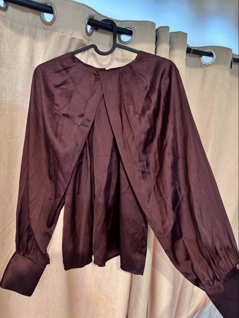 Red/rusty long sleeve satin blouse (Category: Blouses) located in Manila. Submitted by naomis_room (Listing ID 1454283178, Image 2). Description: Meet up: Welcome rotonda area/UST .