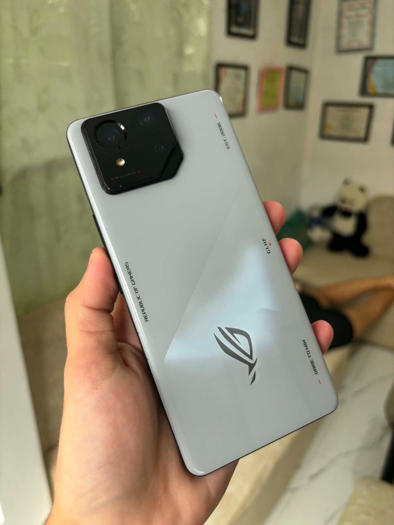 Rog Phone 8 Sell or swap Rush (Category: Asus) located in Caloocan City. Submitted by wisehorse.a091c4 (Listing ID 1454256685, Image 2). Description: Sell or swap sa PS5/Switch 2 or Ps4 or Switch + Cash ka nalang Offer lang po pede din PC or Laptop Selling for 21k Only ROG Phone 8 Gaming 128GB Ram 256GB Rom 165hz Display No issue with Charger Pm lang po..