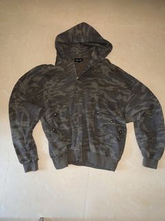 （分類：）位於 。 由 hazelnutinggg 提交（商品編號 1454269694，圖片 1）。簡介： 。