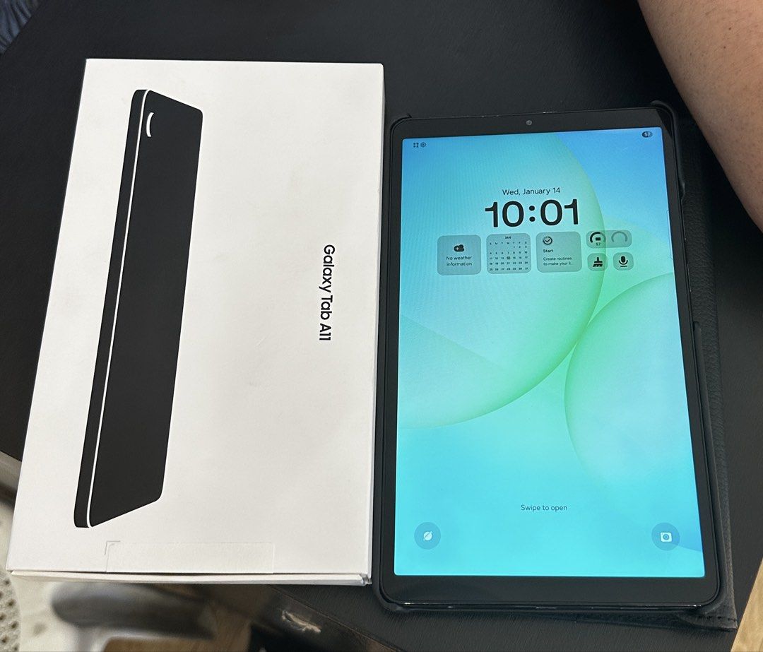 Samsung Galaxy Tab A11 Tablet WiFi (Category: Android) located in Cavite. Submitted by debbieafrica (Listing ID 1454242252, Image 1). Description: - Freebie po sa Zfold8 - Unli check - Accepting trades for Apple Watch SE 3 - Samsung Galaxy Tab A11 - Includes original box - Bright and clear display - Ready for a new owner - Feel free to ask any questions! - With New Free Rotating Case.
