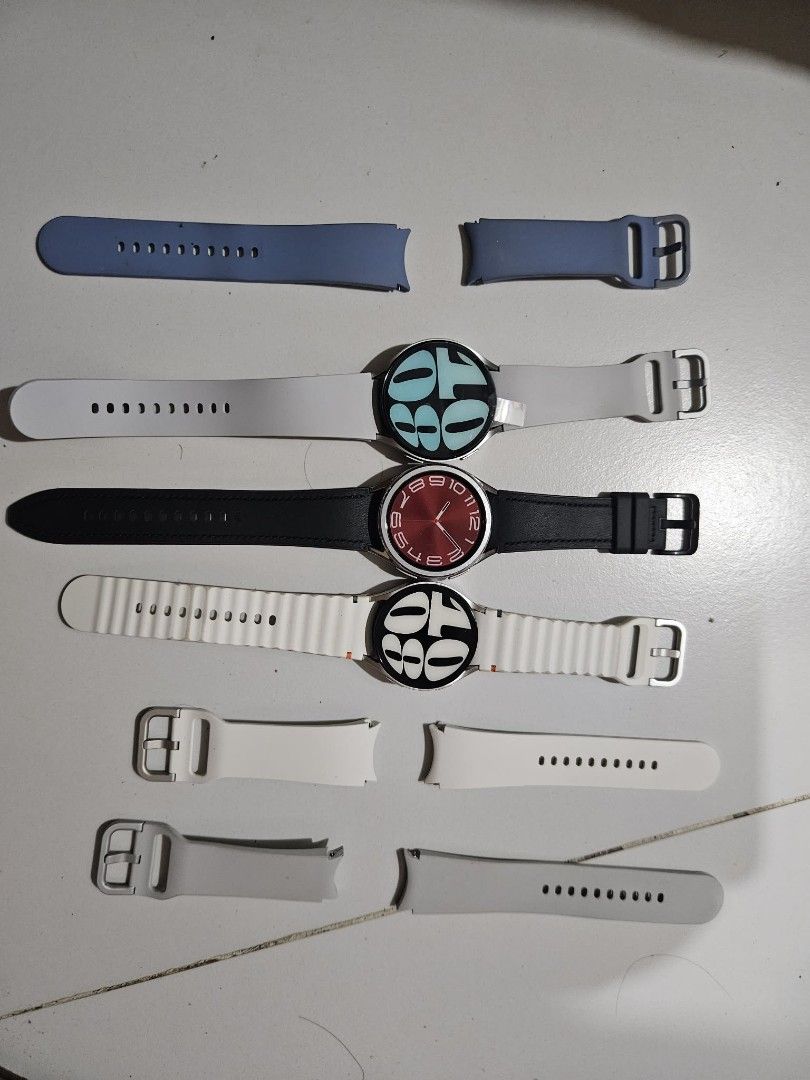 Samsung Galaxy Watch 4 Bands straps (Category: Men's Watches) located in Quezon City. Submitted by amber___18 (Listing ID 1454198863, Image 3). Description: selling original authentic galaxy watch straps fits for watch 4,5,6, and watch 6 classic. came from display demo units kaya original. - Perfect for customizing your Galaxy Watch 4 style..