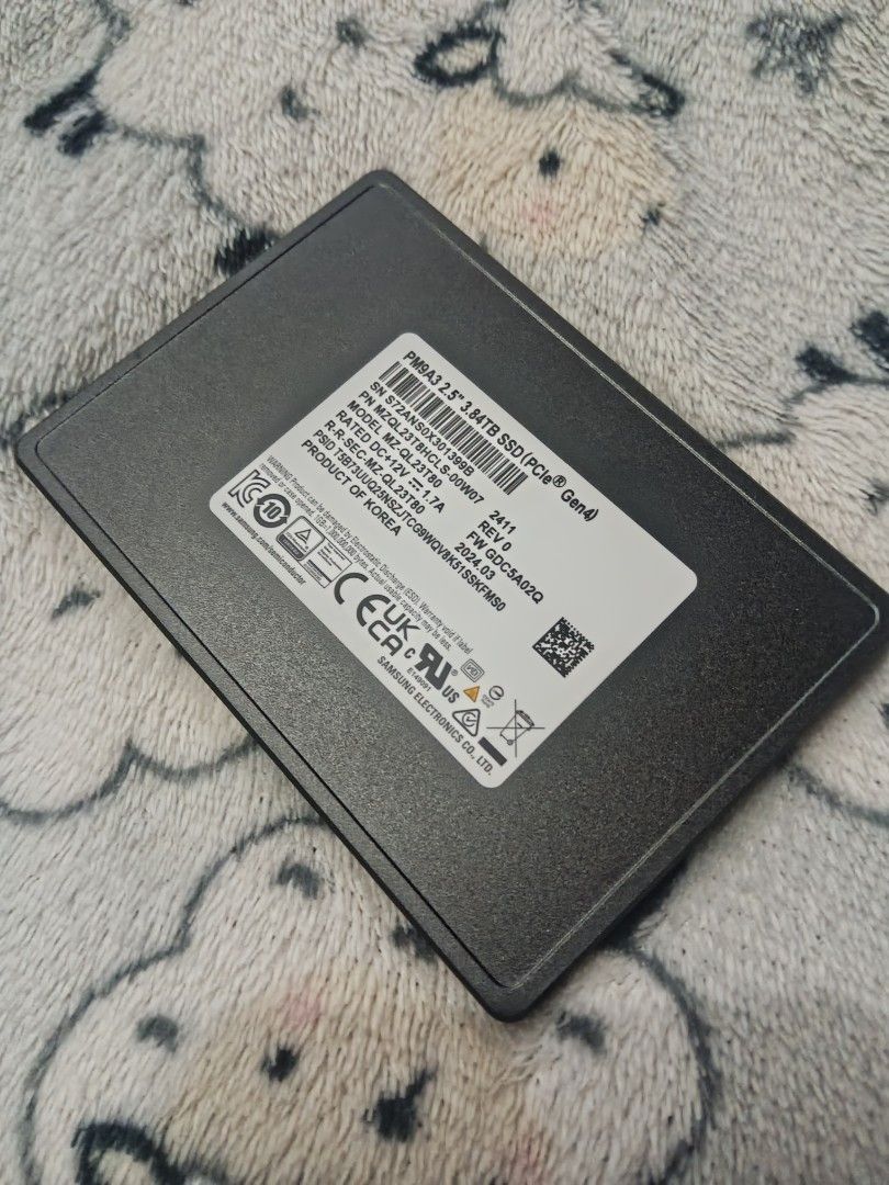 Samsung PM9A3 2.5" 3.84TB x 6 (Category: Audio, Video, Alarm and other Electronic Accessories) located in Valenzuela. Submitted by kaoklaodz (Listing ID 1454275896, Image 1). Description: Samsung PM9A3 2.5" 3.84TB x 6 -dm if interested/for details -6pcs available -will give discount if take all.