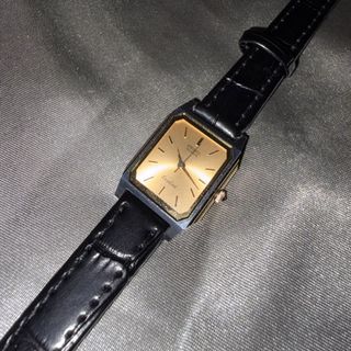 (Category: ) located in . Submitted by secondseen.sg (Listing ID 1454325595, Image 1). Description: .