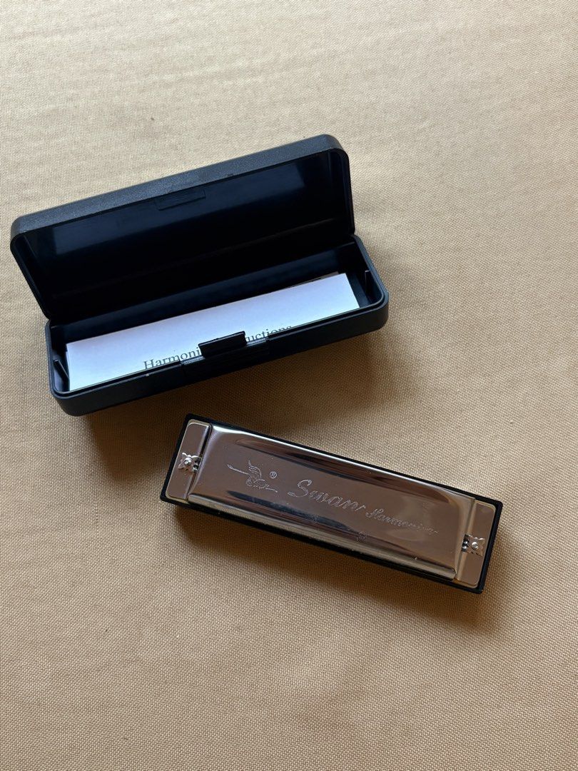 Silver Swan Harmonica (Category: Musical Instruments) located in Quezon City. Submitted by mrbuccisshop (Listing ID 1454205114, Image 2). Description: antipolo loc swan harmonica used 1-2x only. with case and instructions included.