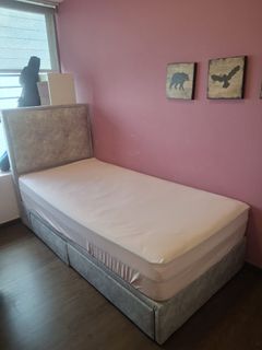 (Category: ) located in . Submitted by v_yu97 (Listing ID 1454219296, Image 1). Description: .