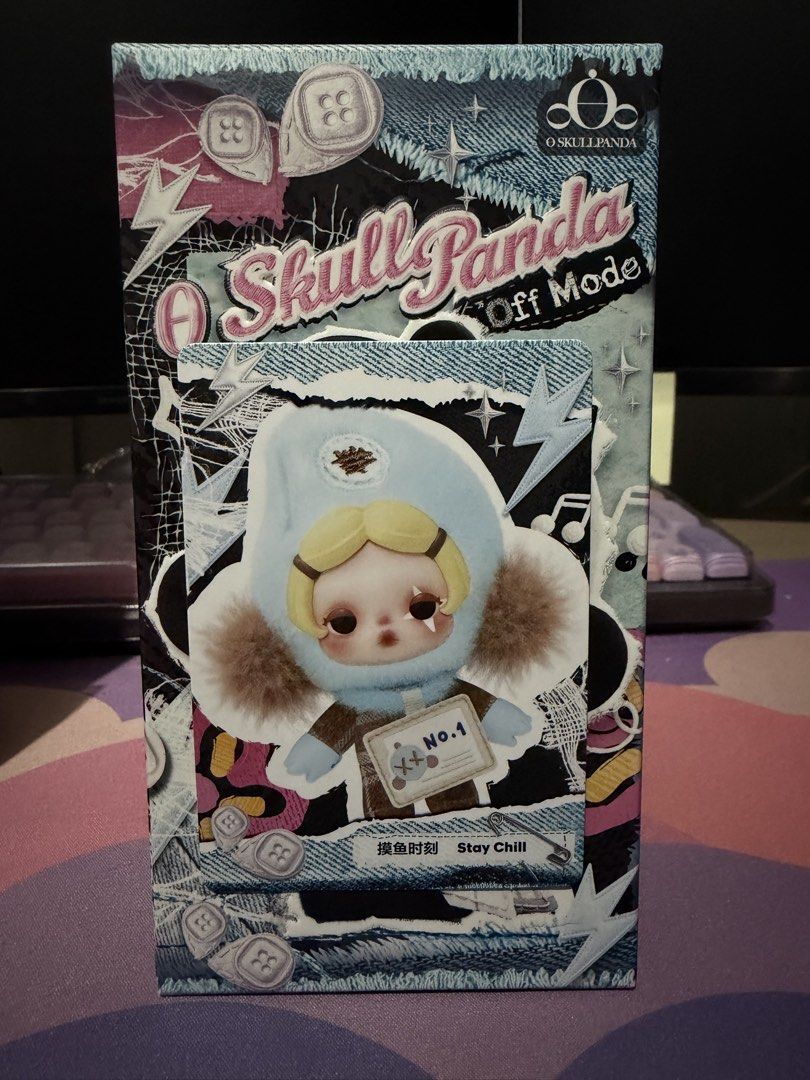Skull Panda Off Mode Series Stay Chill (Category: Designer & Blind Box Toys) located in Marikina City. Submitted by cassiousdougus (Listing ID 1454331677, Image 1). Description: Skull Panda Off Mode Series Stay Chill Sealed pa yung item po pero opened box at the bottom Price: 800 Pick up only 📍Marikina.
