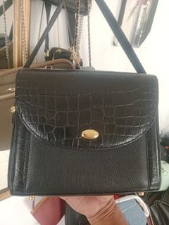 (Kategori: ) berada di . Dikirim oleh ris3105 (ID iklan 1454240603, Gambar 1). Deskripsi: .