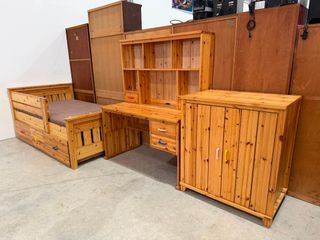 (Category: ) located in . Submitted by furnitured (Listing ID 1454191963, Image 1). Description: .
