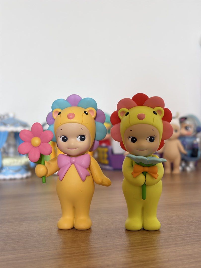 2pcs Sonny Angel Flower Gift Series (Category: Designer & Blind Box Toys) located in Calamba. Submitted by sagemom (Listing ID 1454207598, Image 1). Description: .