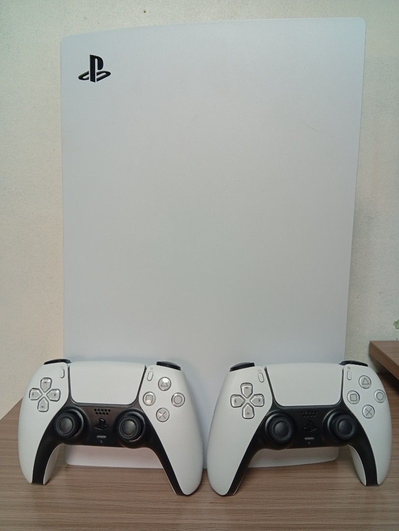 Sony PlayStation 5 (PS5) Console Fat / OG (Category: PlayStation) located in Caloocan City. Submitted by venicelend32913 (Listing ID 1454291230, Image 1). Description: Selling my personal PS5 phat / original disc edition model Latest model (CFI-1200) Manufactured and bought 2023 Includes: Complete original cables 1 Dualsense PS5 Controller 2 PS5 Games - Demon Slayer / Kimetsu no Yaiba Hinokami Chronicles - Resident Evil 4 Remake or 2 White Dualse