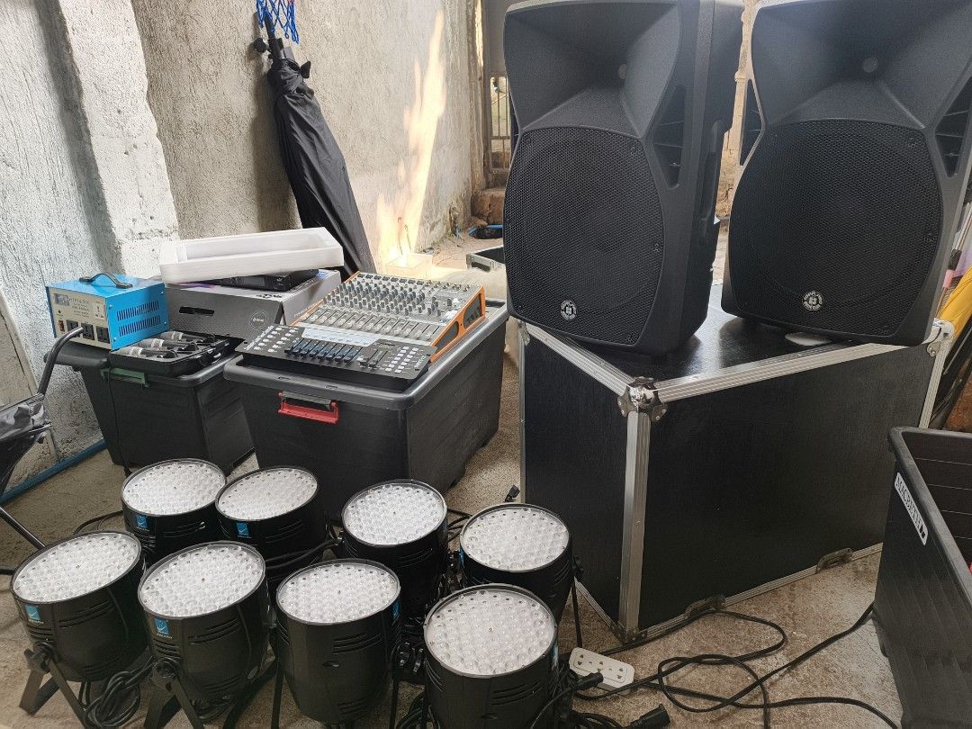 Sound system for sale (Category: Other Audio Equipment) located in Quezon City. Submitted by darkillumi96099 (Listing ID 1454237678, Image 2). Description: Rfs: mag abroad na ‎Top pro xcs15a 2pcs ‎Prostax mic wiresless mic 2pcs ‎Mixer kevler 12channel ‎Par led 8pcs lp0001hplus Wharfdale original ‎wired mic 3 pcs ‎Stand speaker 2pcs ‎Stand light 1pc ‎Mic stand 2pcs ‎Mega box 4pcs Assorted ‎Xlr cables 8pcs (15-25 meters) Assorted ‎Extension cords 5