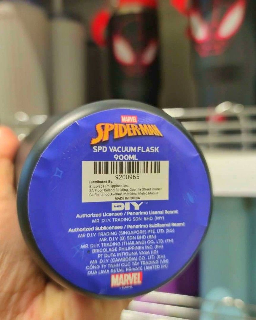 SPIDERMAN VACUUM FLASK 900ML LIMITED STOCKS (Category: Water Bottles & Tumblers) located in Tanay. Submitted by tykezz (Listing ID 1454201174, Image 2). Description: PAY NOW SHP NOW TANAY RIZAL.