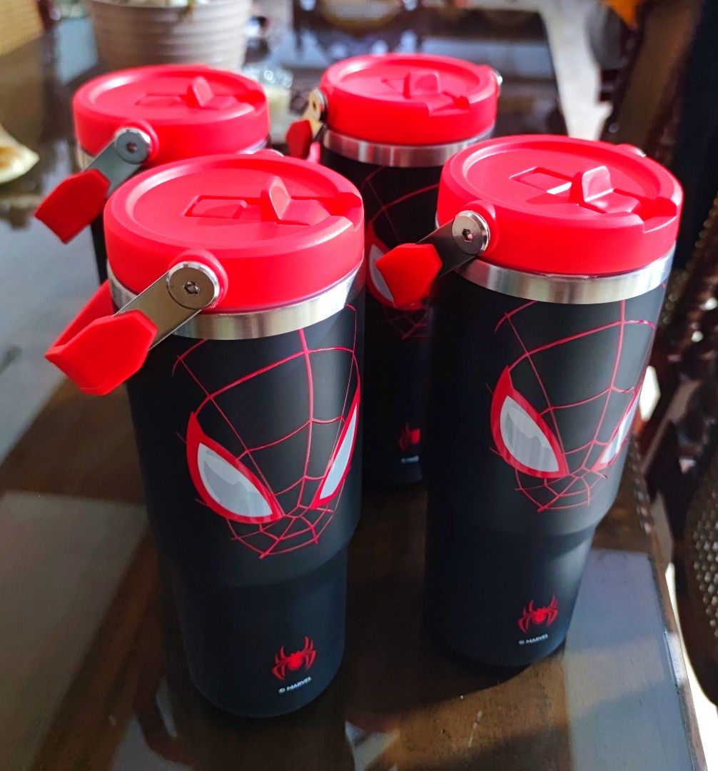 SPIDERMAN VACUUM FLASK 900ML LIMITED STOCKS (Category: Water Bottles & Tumblers) located in Tanay. Submitted by tykezz (Listing ID 1454201174, Image 1). Description: PAY NOW SHP NOW TANAY RIZAL.